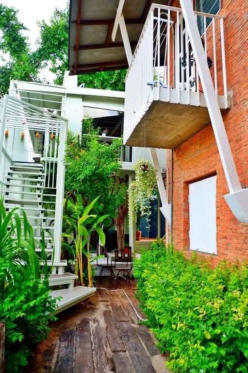 Hy Resort Chonburi Exterior photo