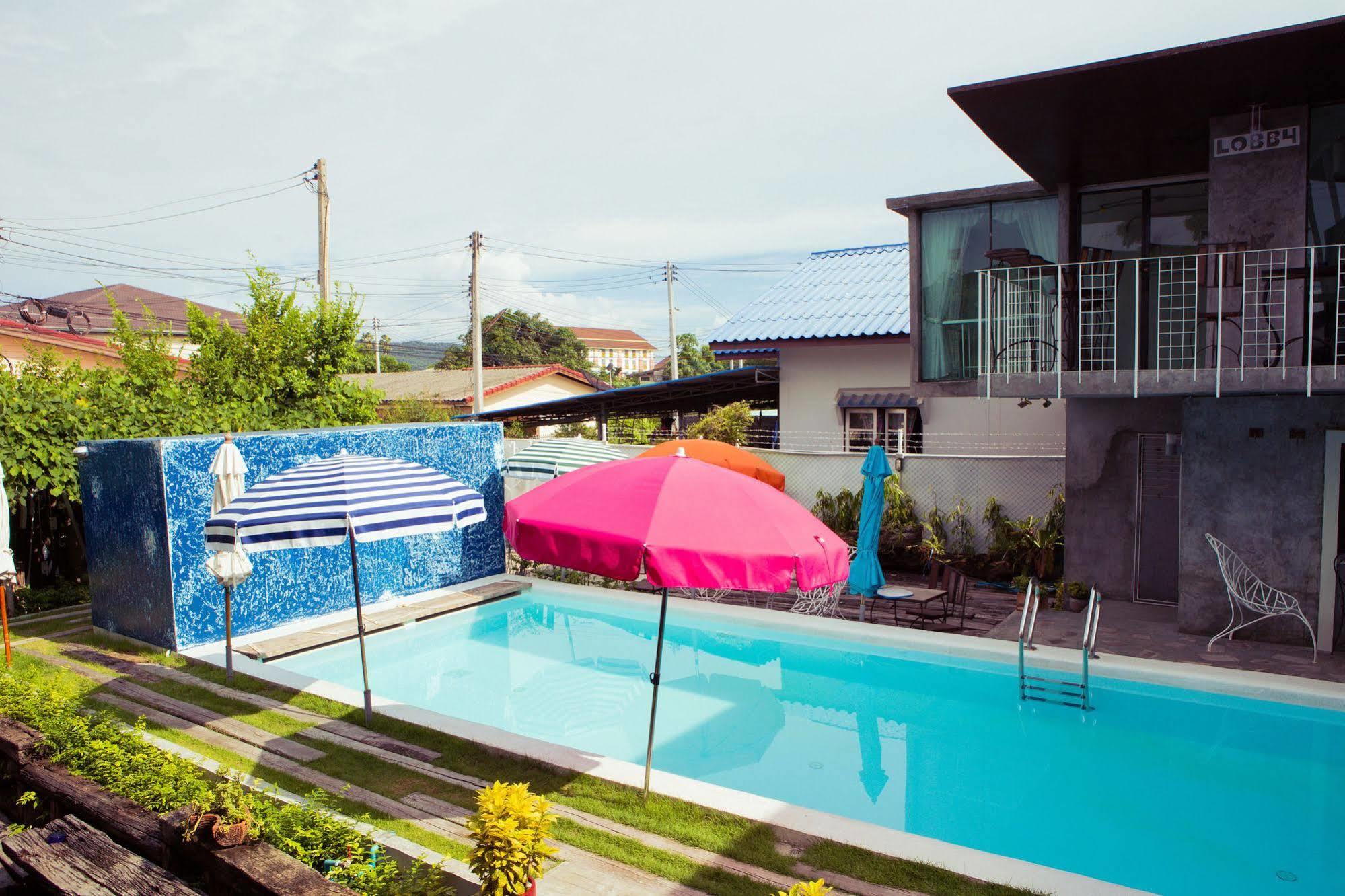 Hy Resort Chonburi Exterior photo